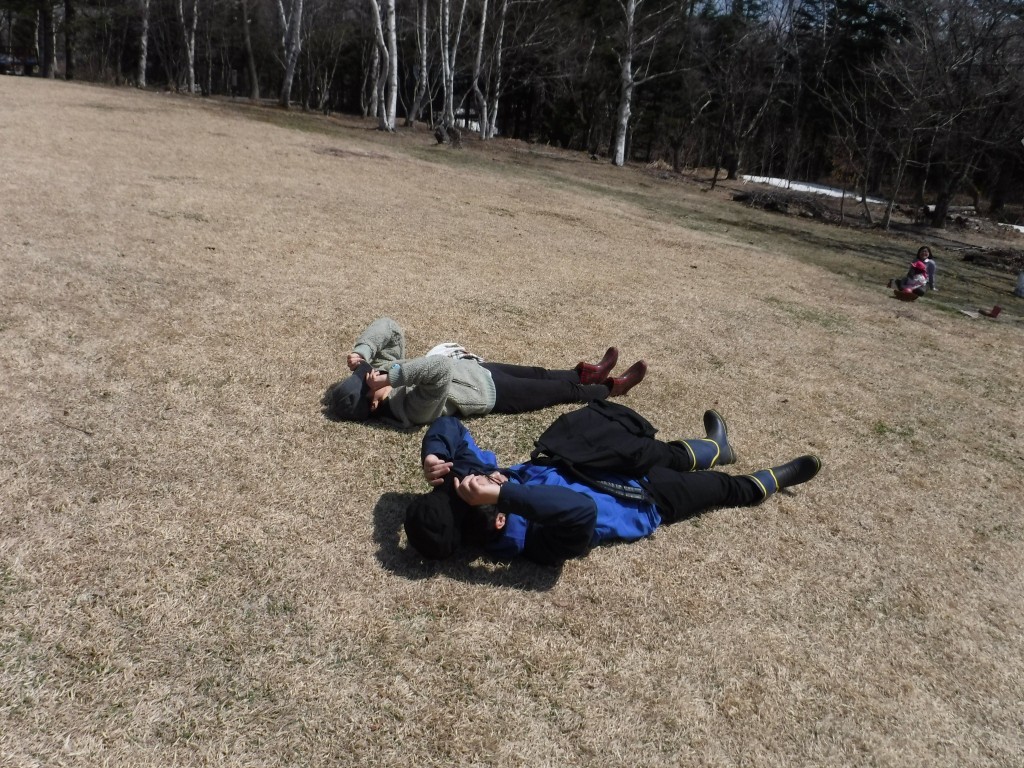 4月ねころぶ.jpg